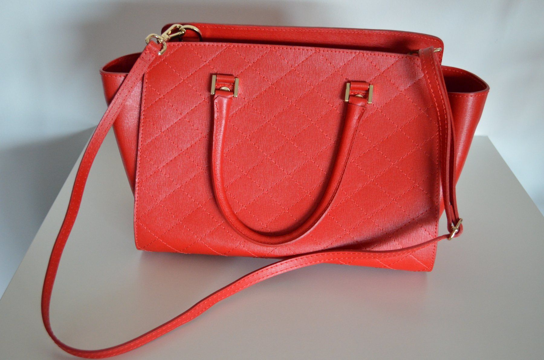 Taschen für Damen: Tasche Bata Leder – Gebraucht aus Locarno von DarjaRonco 1
