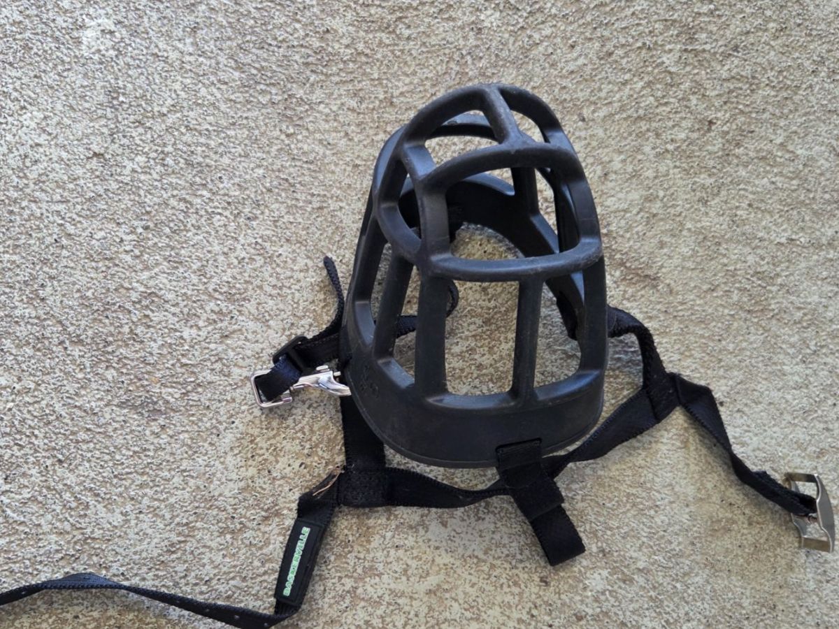Collier et laisse: Maulkorb Baskerville Ultra Gr 5 – D'occasion à Safenwil par tupfli75