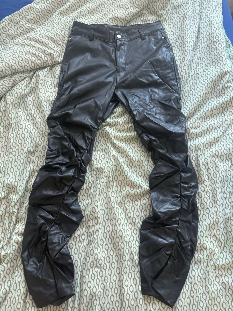 Hosen: Lederhosen – Gebraucht aus Volketswil von jer_mq6q