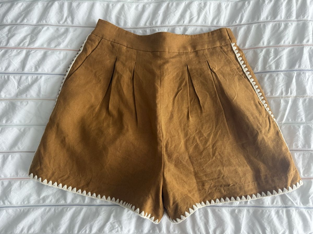 Sezane Hosen: SÉZANE Damen Shorts Leinen Grösse 34 – Gebraucht aus Zollikon von snowflake10- 2