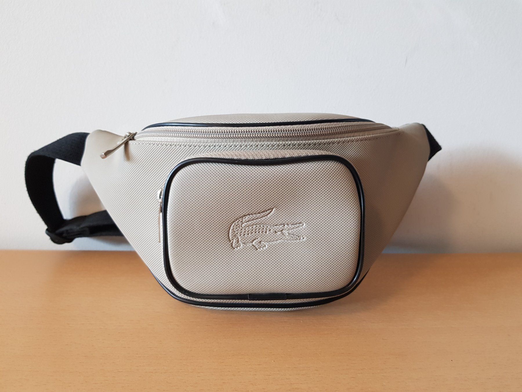 Lacoste Borse: Lacoste Bauchtasche Beige/Schwarz – Usato da Basel venduto da fafa68 3