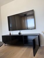 TV-Bank Schwarz