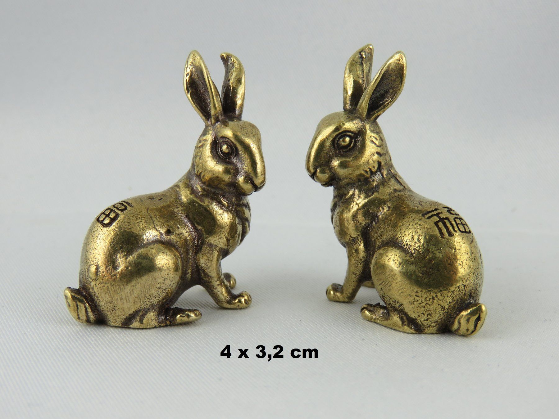 Statuette: HÄSLI - Messing Sammel Figur - 3,3x2cm - Neu – Nuovo e nell'imballaggio originale da Grenchen venduto da Yamahwildstar16 1