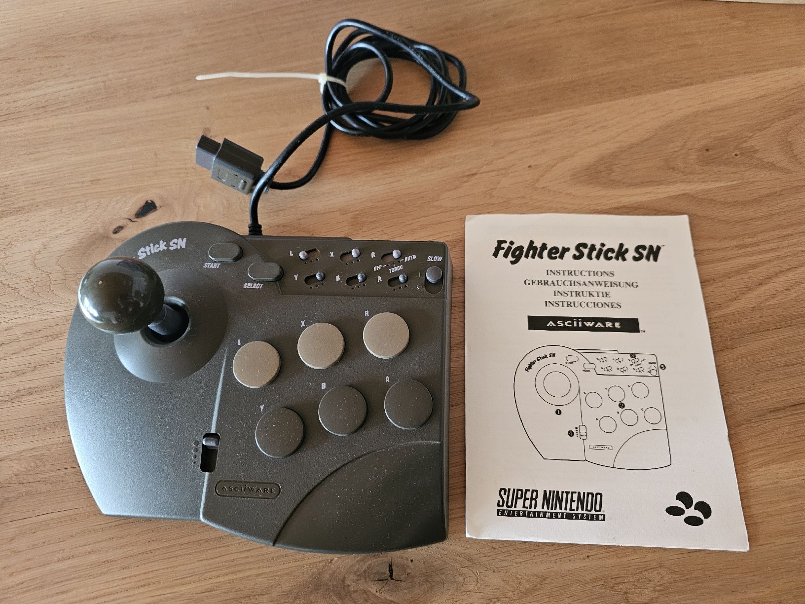 Nintendo Console: Super Nintendo Ultimate Fighter Stick  -  Originalverpackt – Usato da Schneisingen venduto da backstore24 6