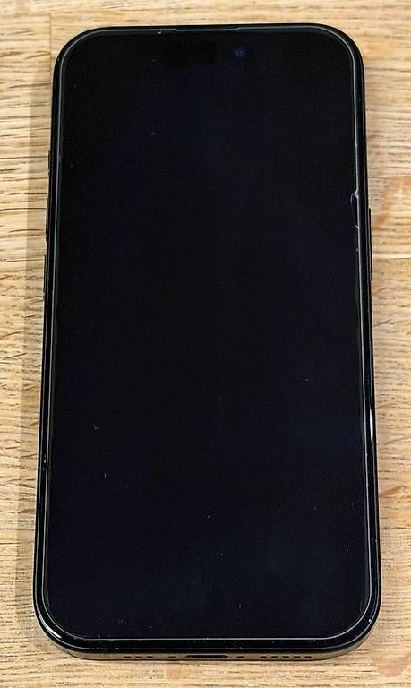 Apple Portables: iPhone 16  512 GB  Schwarz – D'occasion à Bottmingen par cinchispa 1