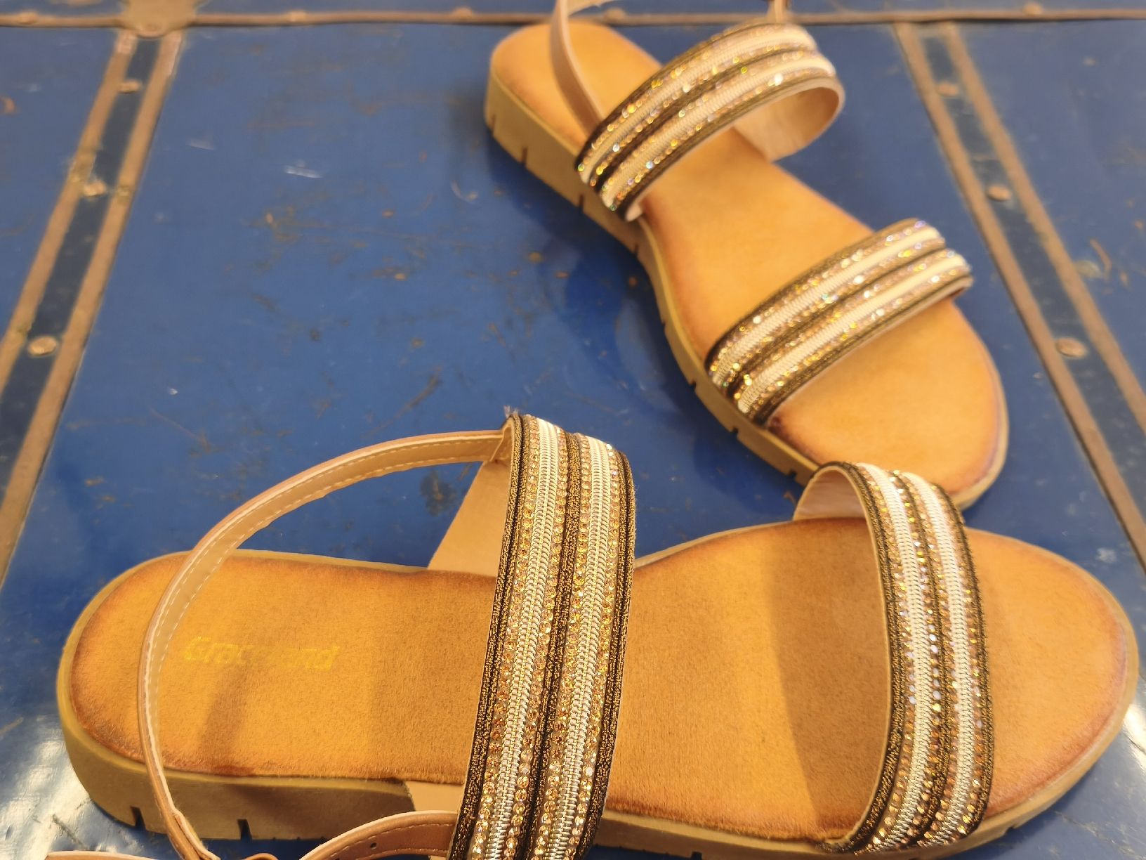 Graceland Scarpe da donna: Sandalen Damen Grösse 40 neuwertig – Nuovo (secondo la descrizione) da Emmetten venduto da SecondhandSiska 1