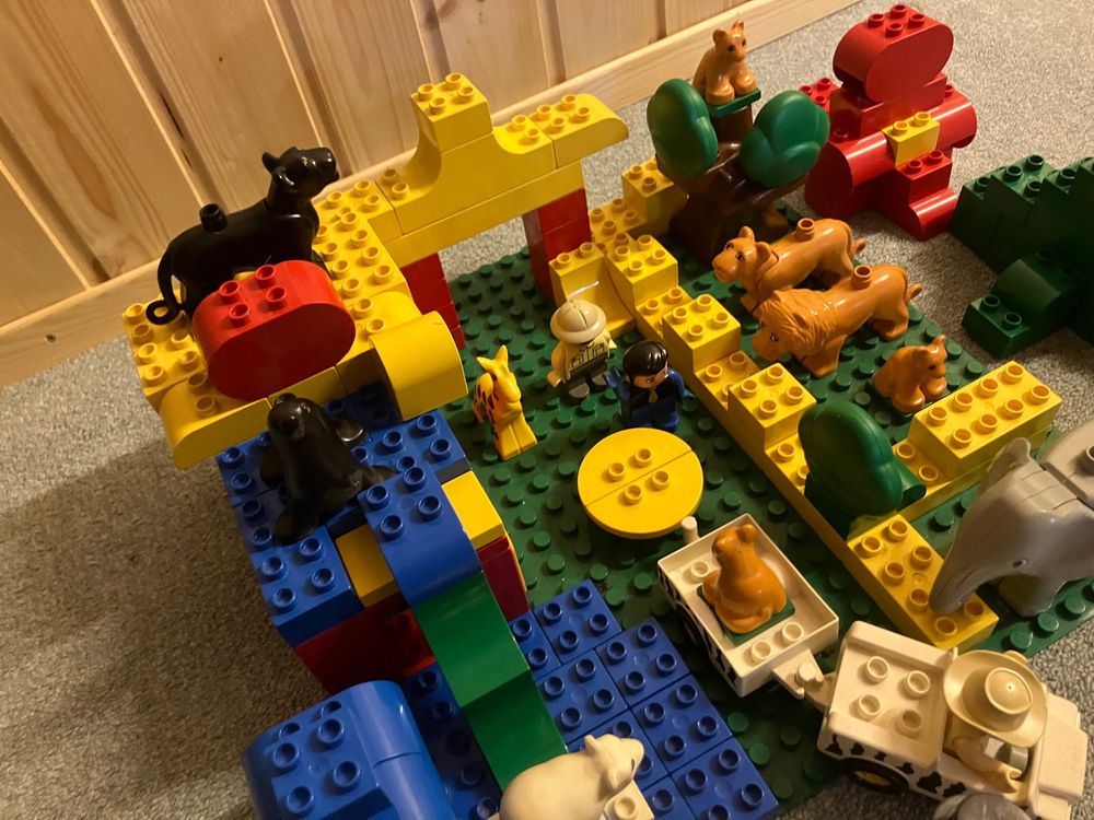 Grosser LEGO Duplo Zoo & Zirkus mit Tieren & Figuren 2