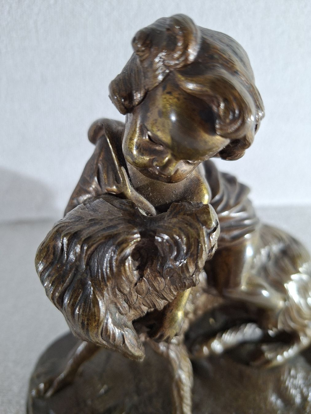Sculture & Statue: Bronze Antik, Mädchen mit Hund – Usato da Grindelwald venduto da carro5 1