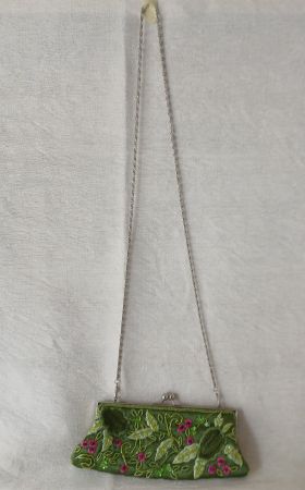 Pochette de théâtre brodée