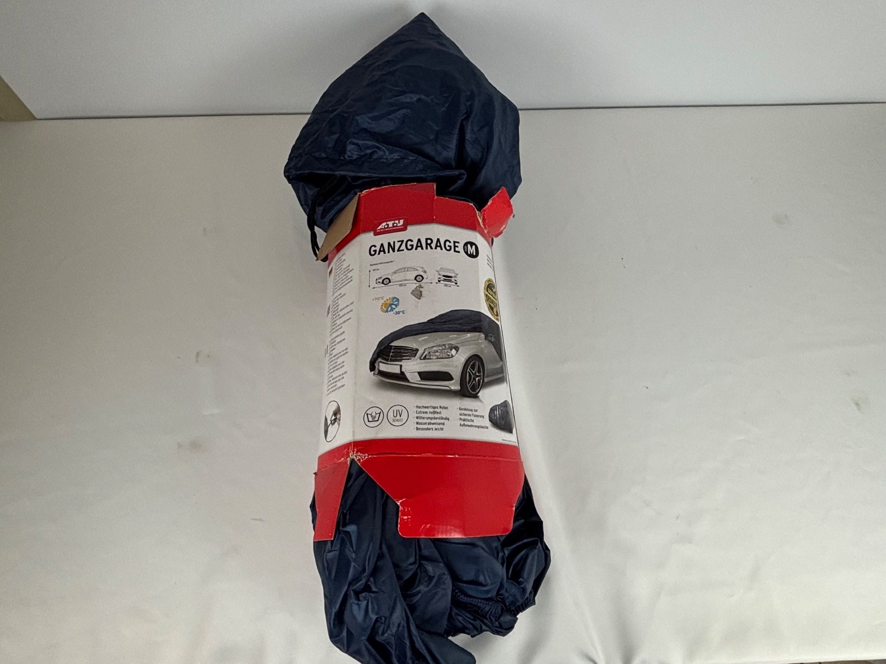 Abdeckhülle: Ganzgarage Autoabdeckung Gr. M – Gebraucht aus Wettingen von Wendemarket