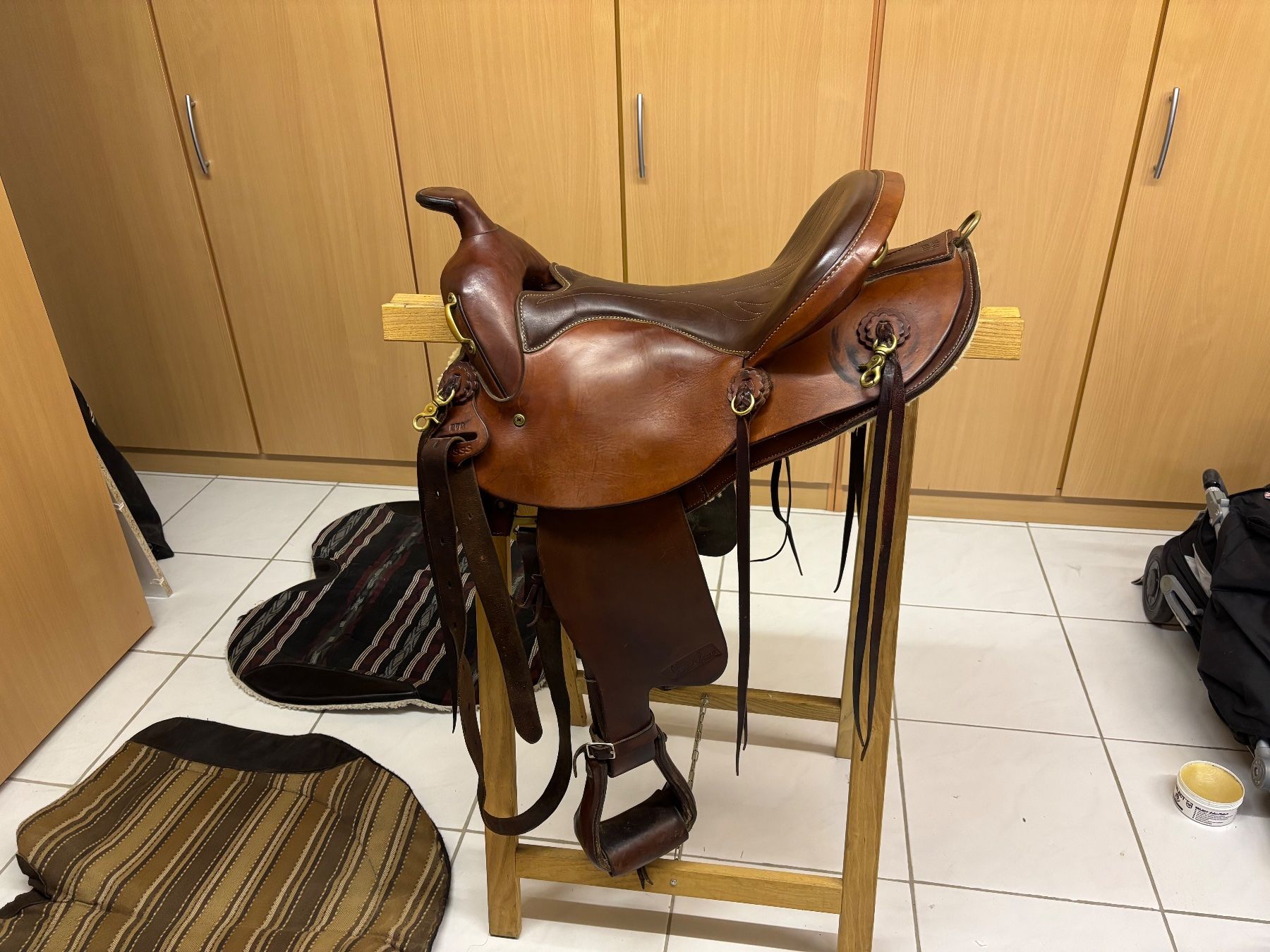 Selle & Accessori: Sharon Saare Westernsattel – Usato da Therwil venduto da Nicole.planella