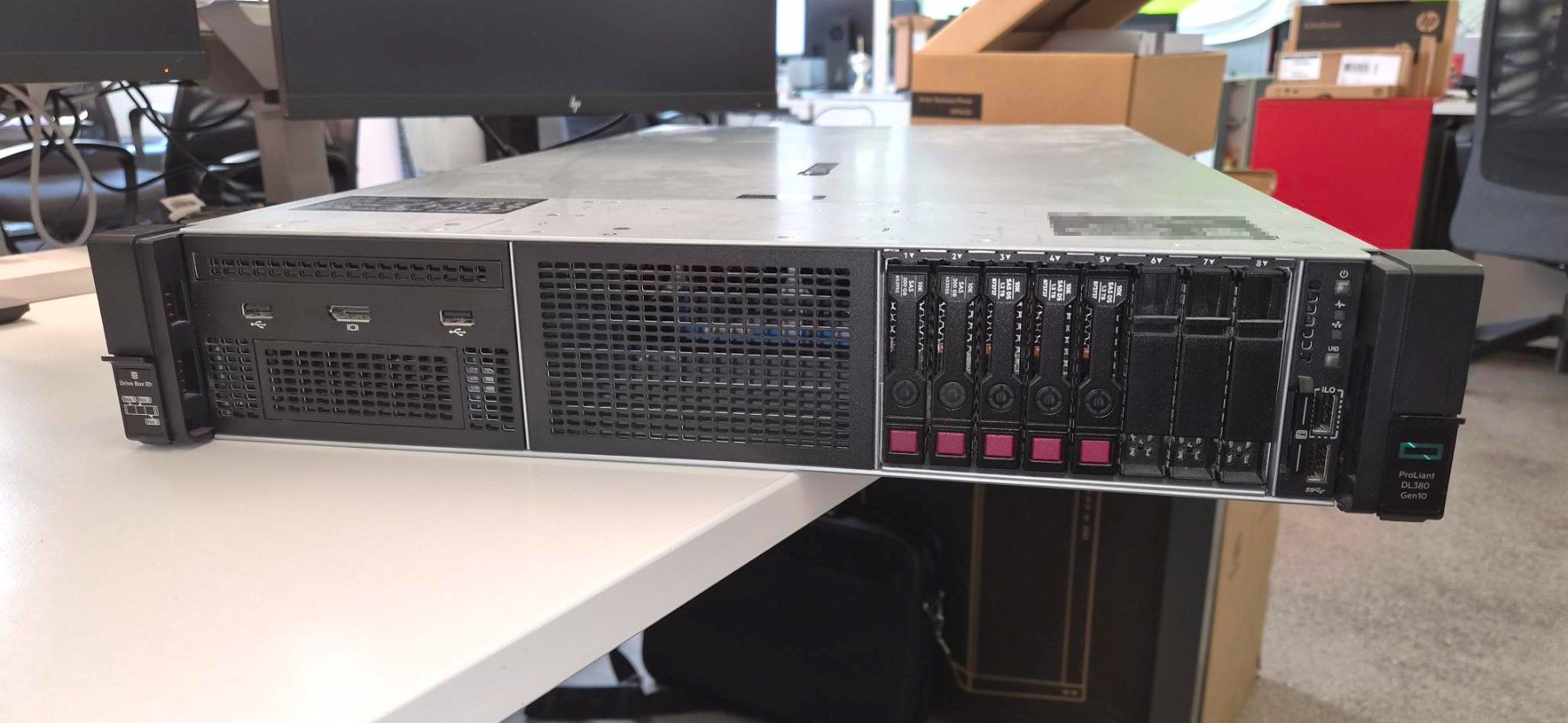 Hewlett Packard Server: HPE Proliant DL380 G10 – Usato da Zürich venduto da fabio_kyokushin