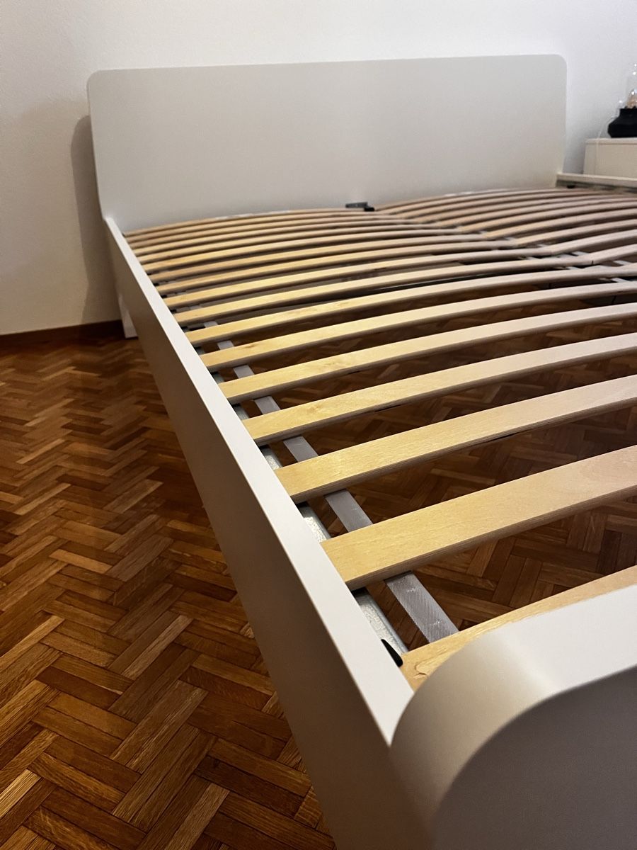 Ikea Lits: White Bed Frame Double Size good condition – D'occasion à Giffers par tom_8j2k 1
