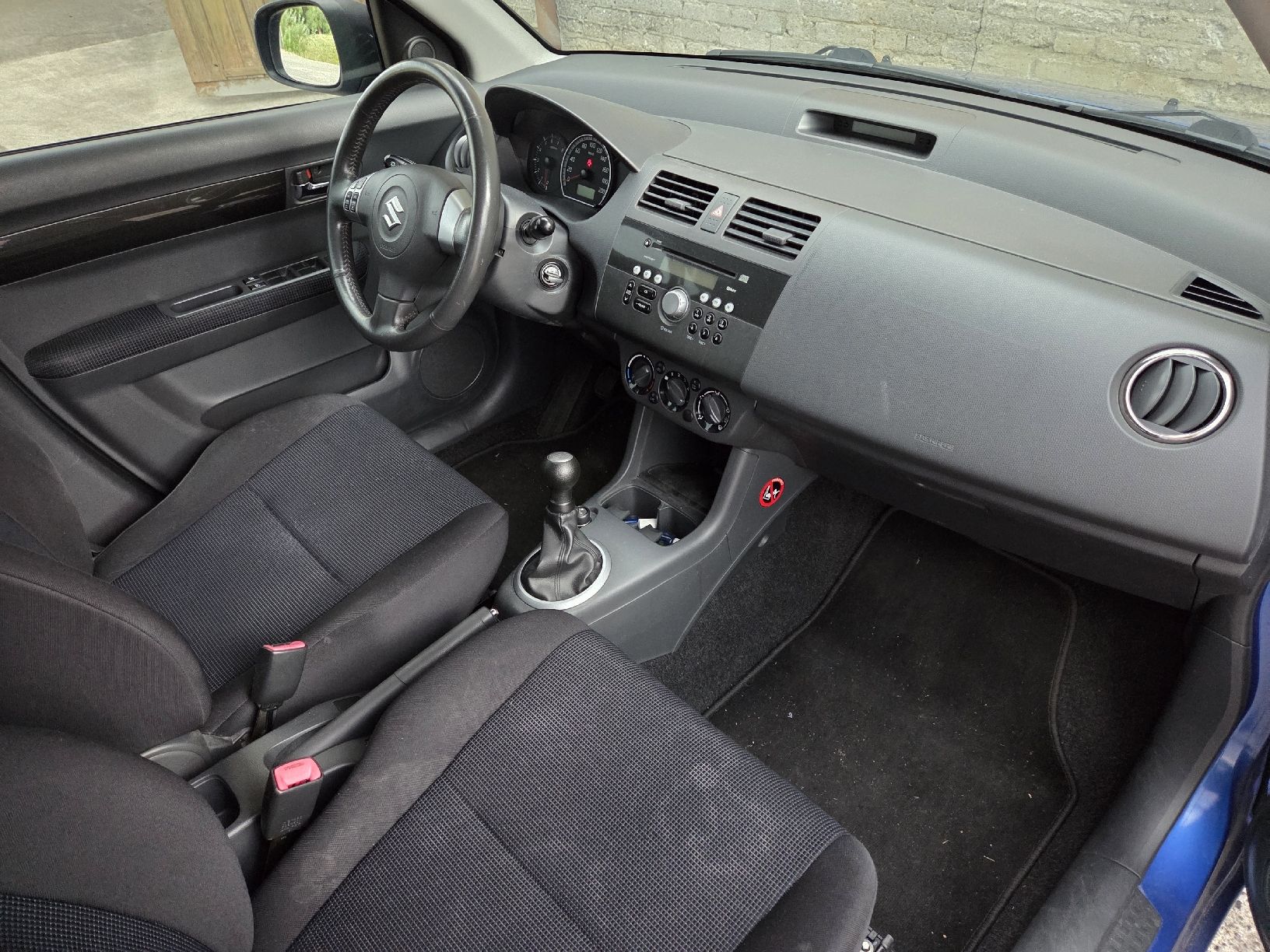 Suzuki Autos: Suzuki Swift 1.3 4WD – D'occasion à Gossau SG par mai_zmd7 6