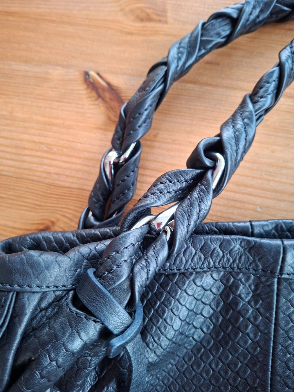 Borse da donna: Lederhandtasche schwarz Marke Nicoli – Usato da Rafz venduto da findelmundo68 4