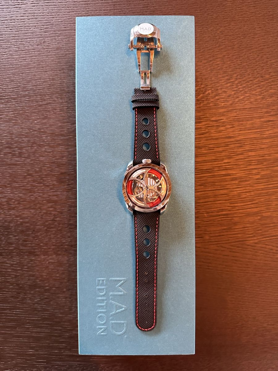 MB&F Orologi: MB&F M.A.D. Edition Red – Nuovo e nell'imballaggio originale da St. Moritz venduto da par_flp6 1