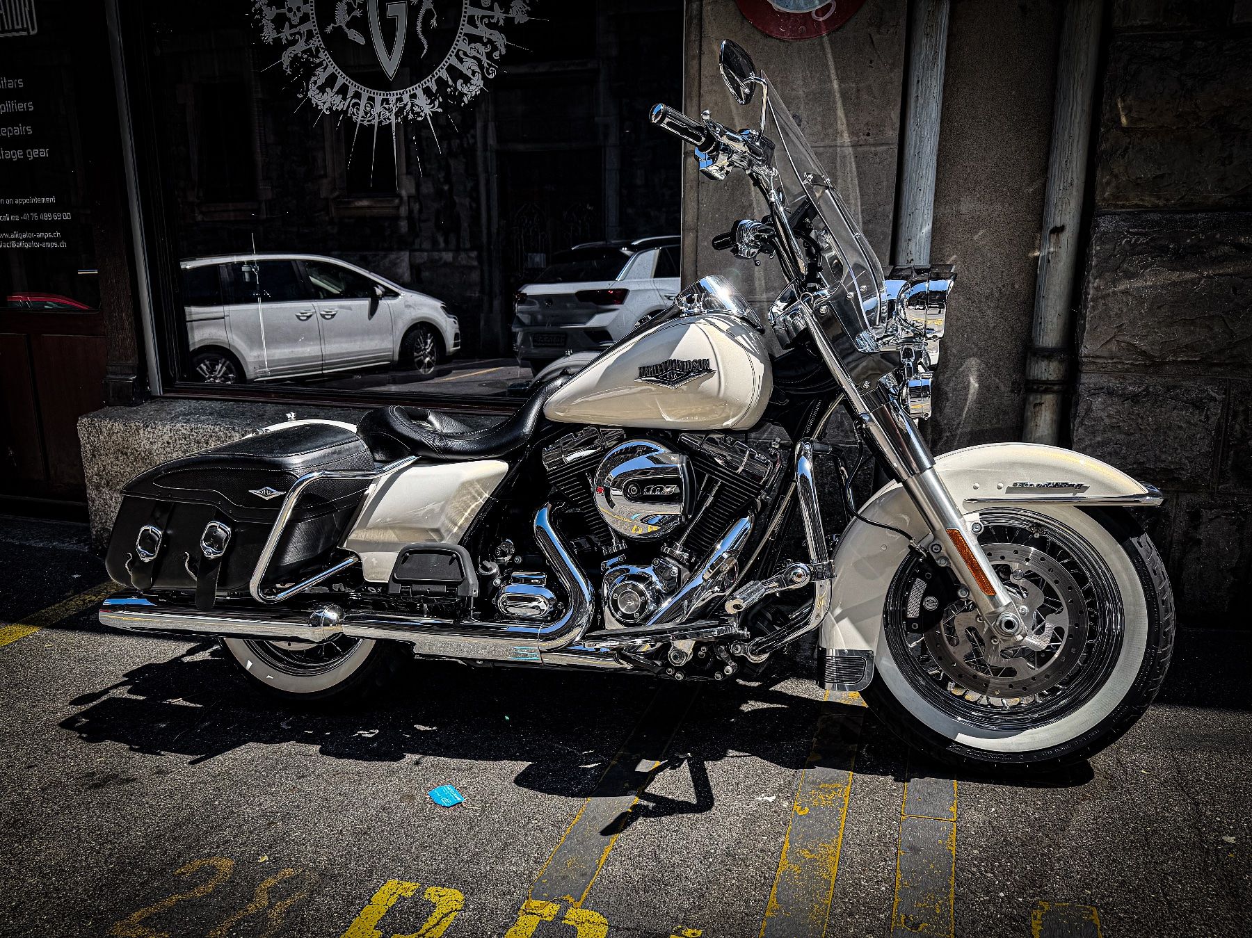 Harley-Davidson Touring: Harley Davidson Road King 103 ABS – Usato da Montreux venduto da Alligator-AMPS