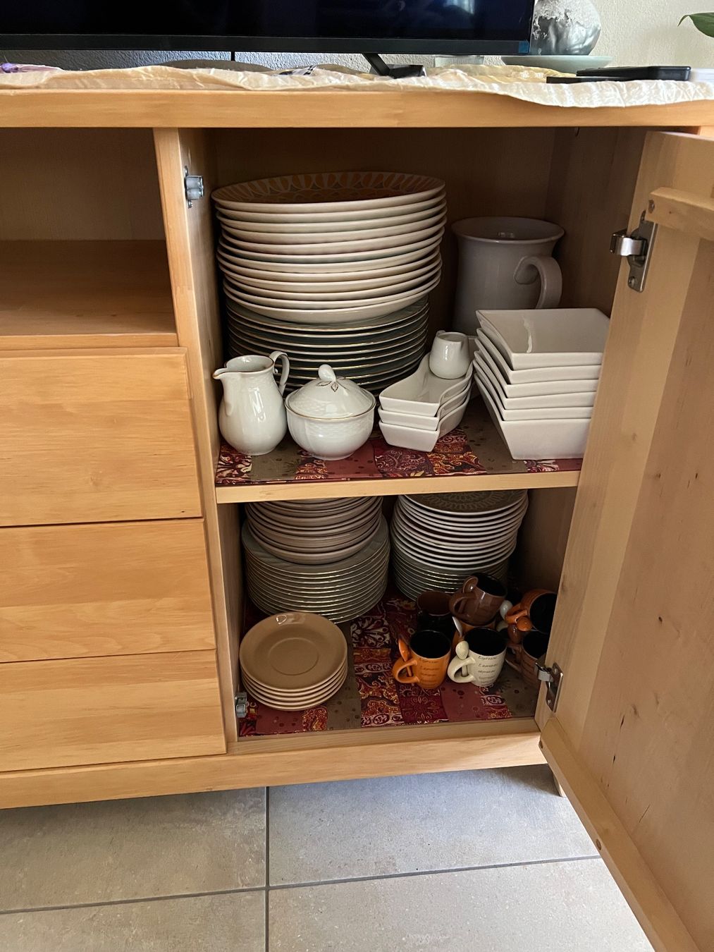 Buffets: Möbel Set, Vitrine, Schrank, Sideboard – D'occasion à Münchenbuchsee par dani1113 1