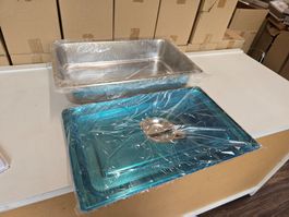 neue GN Schale 1/1 530x325mm H: 100mm mit Deckel ab 28.-