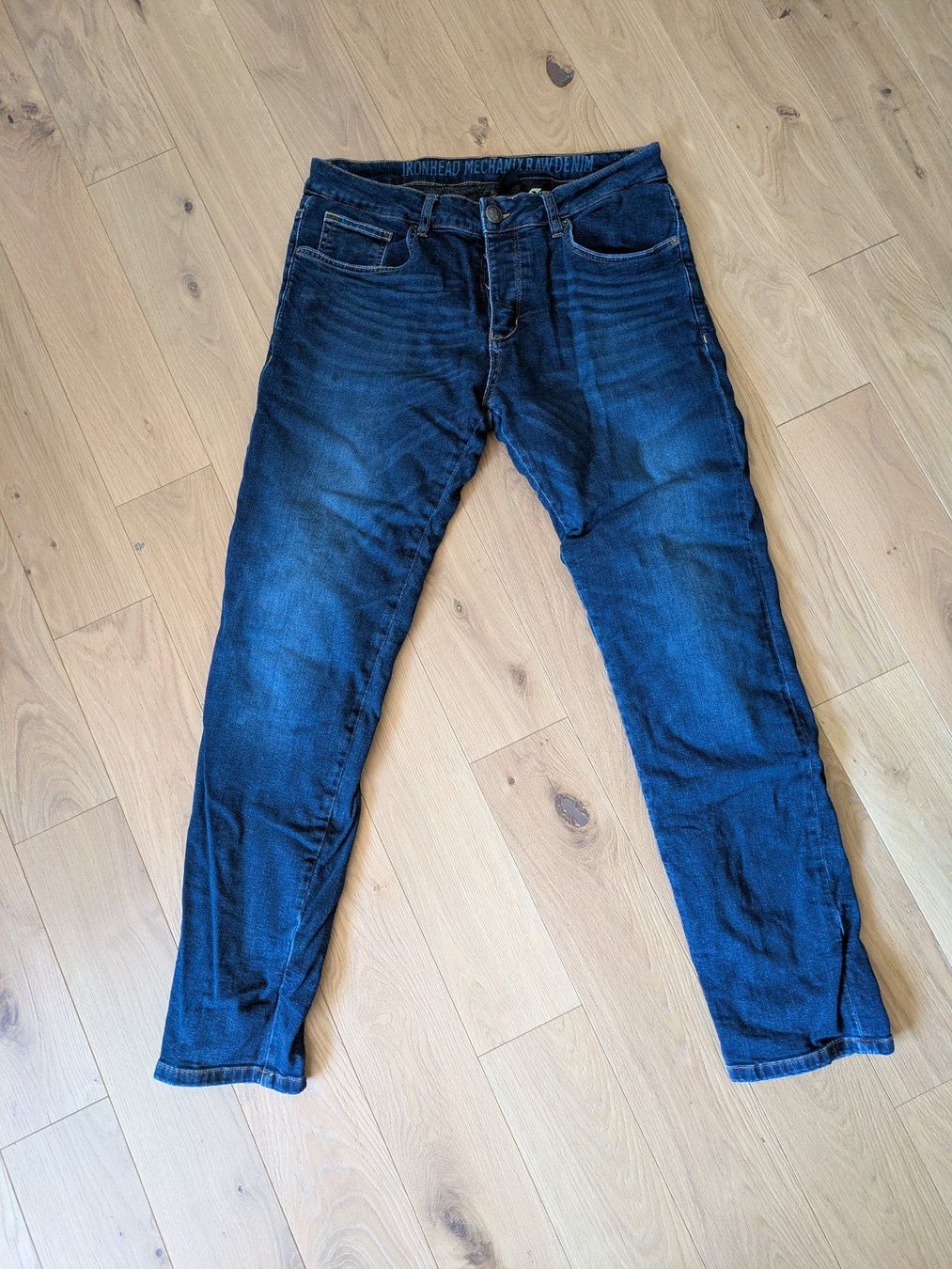 Jeans: Motorrad-Jeans – Usato da Bettlach venduto da chs_9pvq