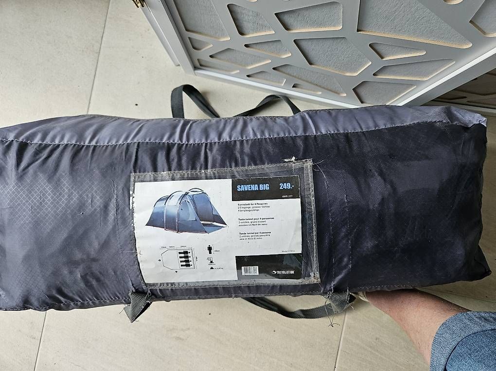 Tende : Tente de camping  4 personnes  – Usato da Massongex venduto da noyane 1