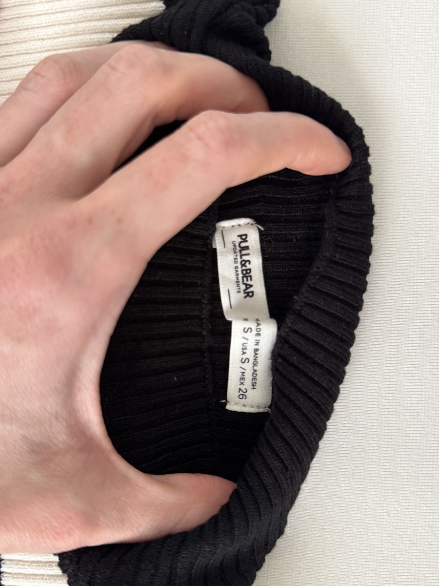 Pull&Bear Pullover & Sweatshirts: Pull&Bear Strickpullover, Rollkragen, schwarz-weiss, S – Neu (gemäss Beschreibung) aus Oberbipp von jan_68pd 1