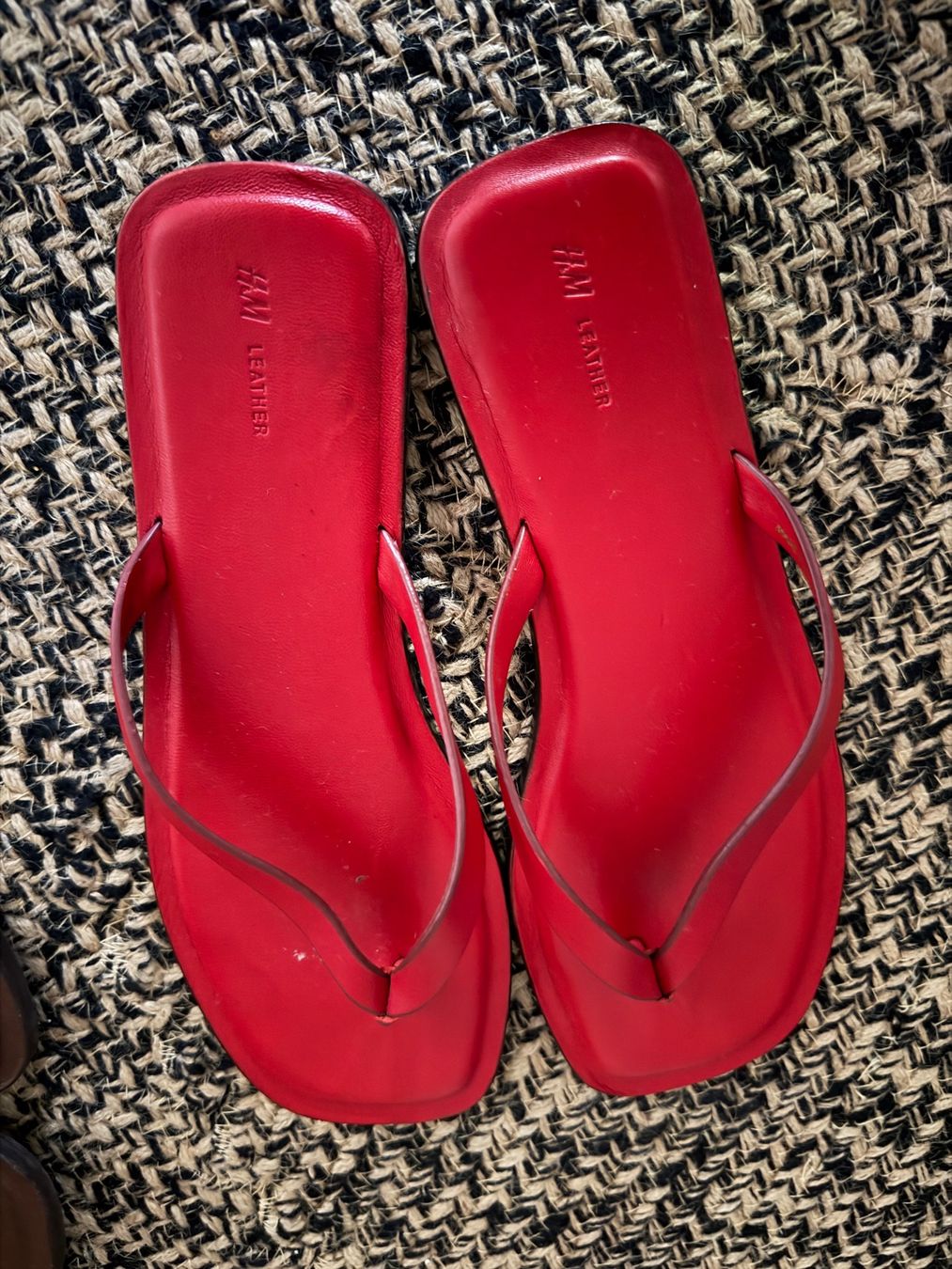 H&M Scarpe da donna: H&M Leder Flip Flops Gr.39 Premium Kolkektion – Usato da Ostermundigen venduto da anja046 2