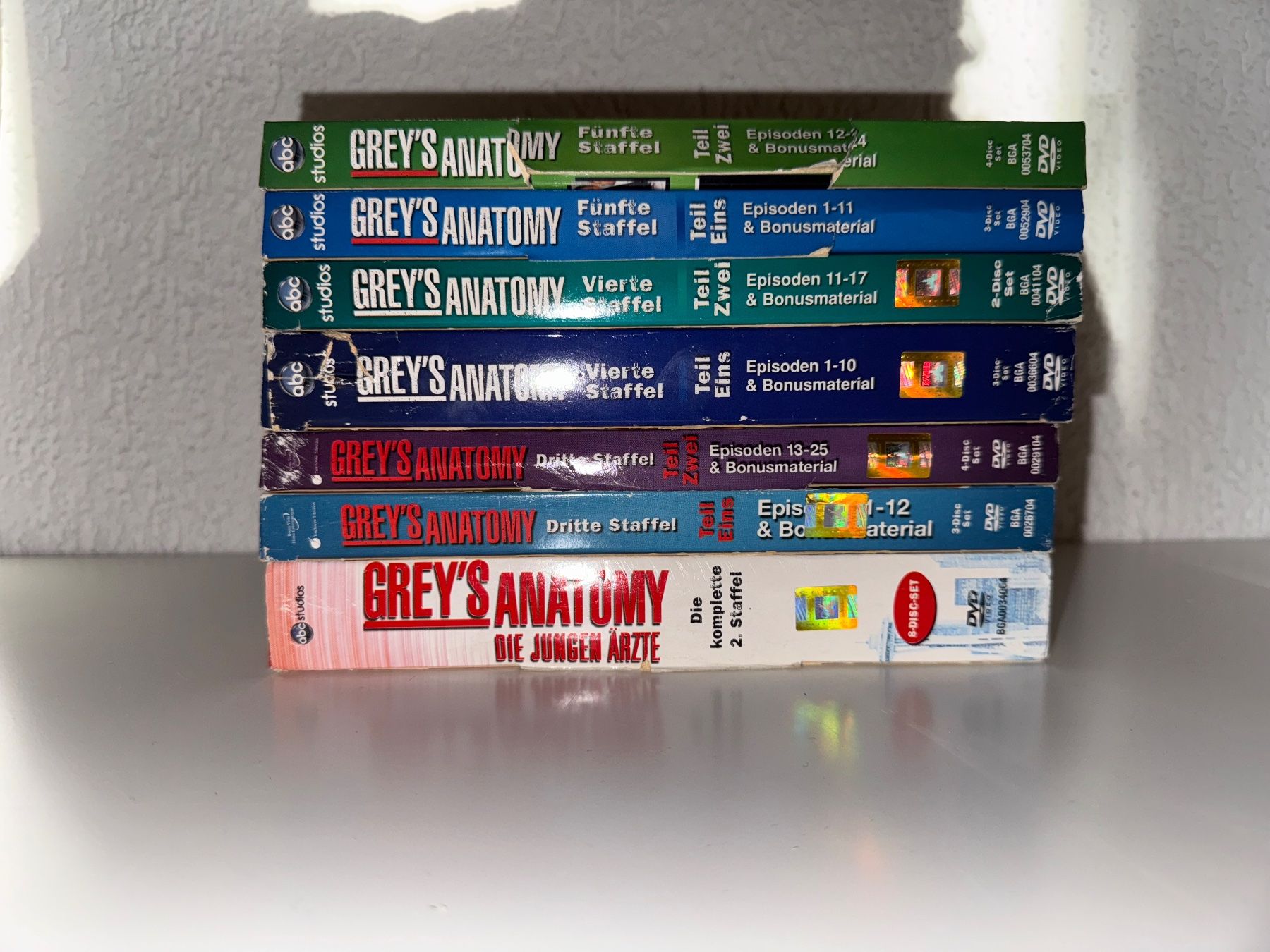 Tutti i DVDs: DVD Grey`s Anatomie Staffel 2-5 – Usato da Grosswangen venduto da Second_hand_paradise 1