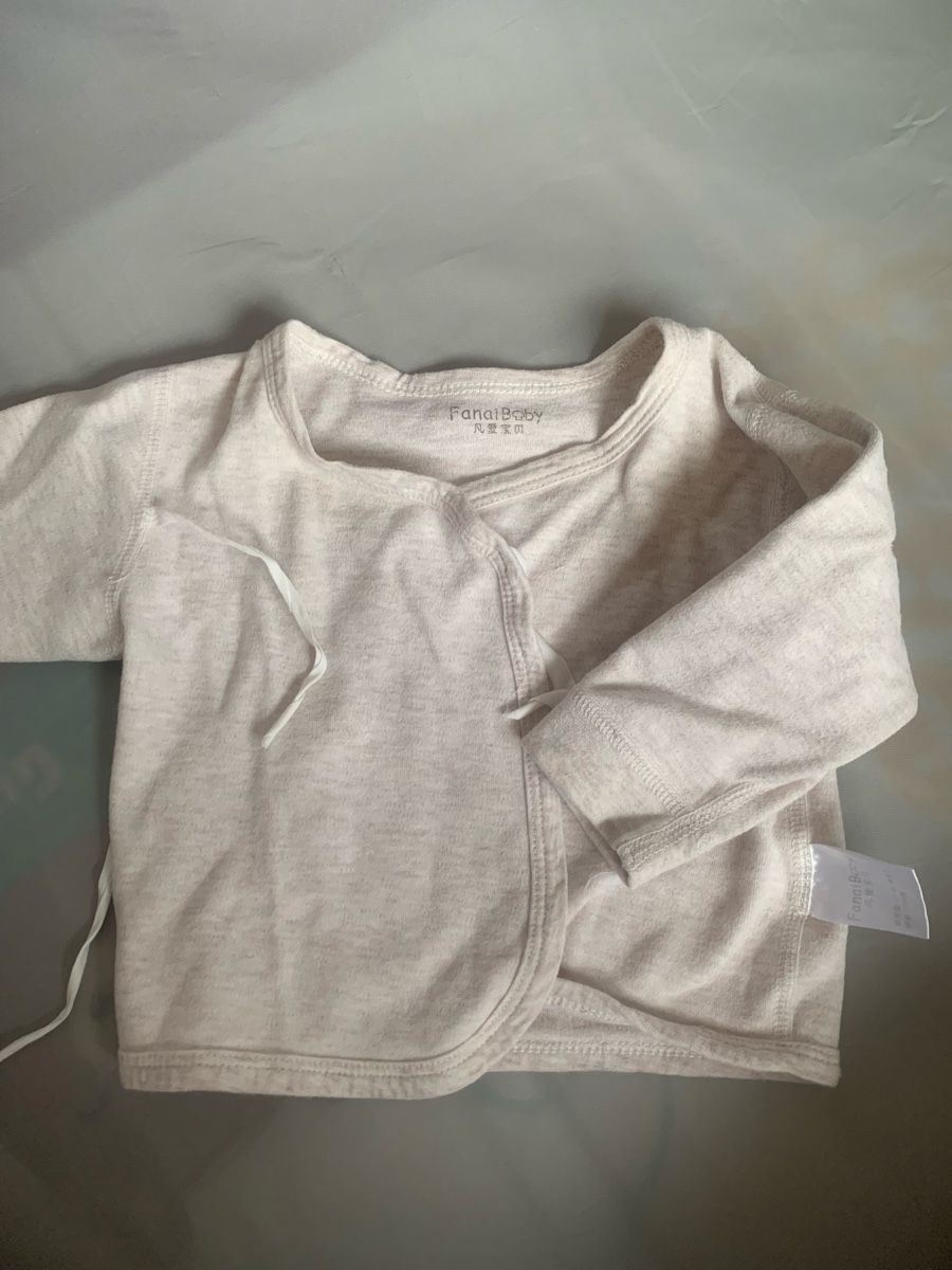 Lotti & Set di vestiti: Baby Wickelhemdchen Gr. 56 – Usato da Basel venduto da yir_tj2l