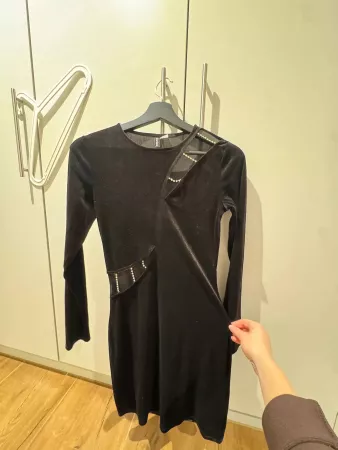 Elegantes schwarzes samt Kleid S