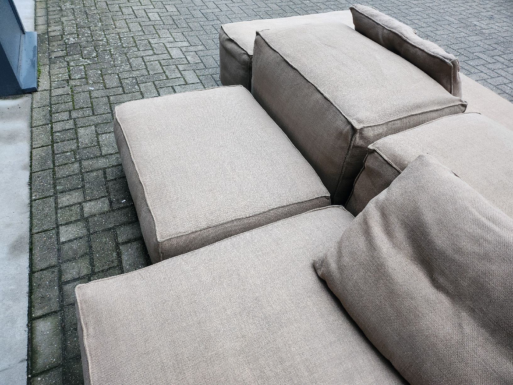 Living Divani Divani: Living divani sofa - Extrasoft by Piero Lissoni – Usato da Gelderland venduto da HermsenDesign 7