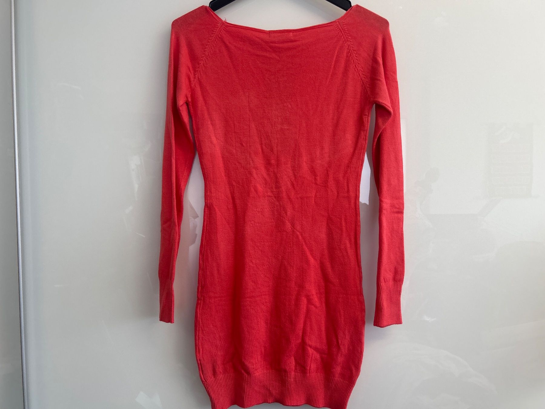 Maglioni & Felpe: Pullover Lang Figurbetont mit Ketten rot 1 Size Neu – Nuovo e nell'imballaggio originale da Regensdorf venduto da Spyke55 3