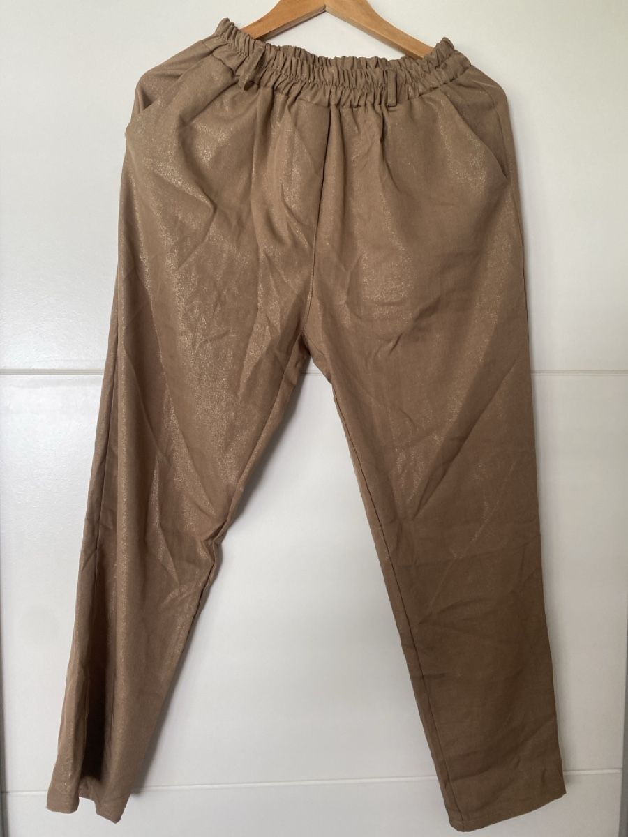 Pantaloni: Braune Stoffhose "By Coco", Grösse 40 – Usato da Alpnach Dorf venduto da melbb
