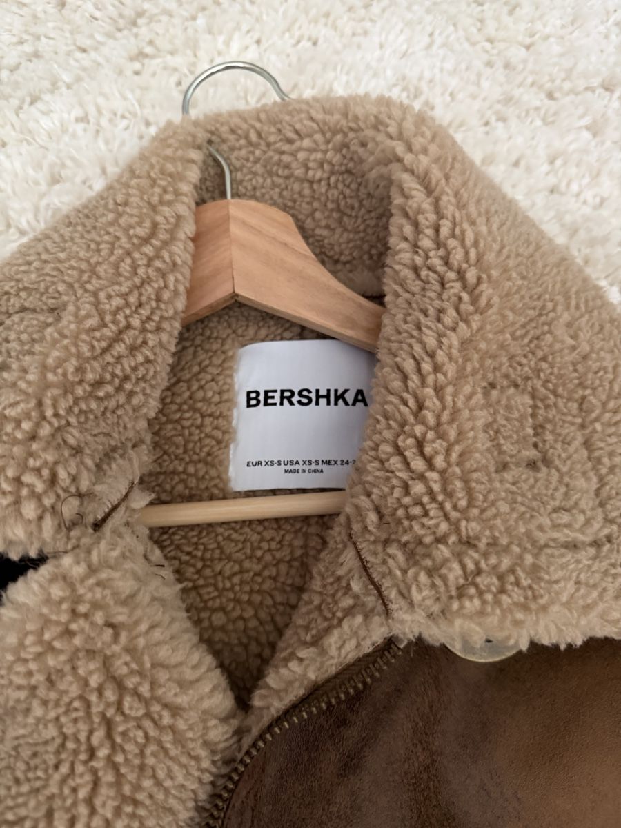 Bershka Giacche: Braune Kunstlederjacke von Bershka – Nuovo (secondo la descrizione) da Münchenstein venduto da mia_bm9b 3