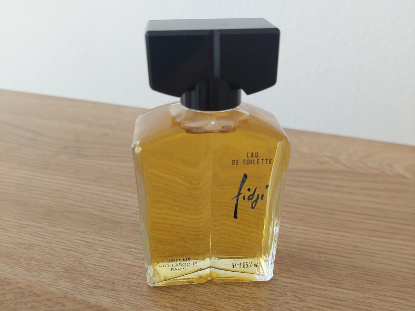 Profumi & Eau de Toilette: Fidji eau de toilette Guy Laroche 57 ml mit Verpackung – Nuovo e nell'imballaggio originale da Waltenschwil venduto da Browny2 1