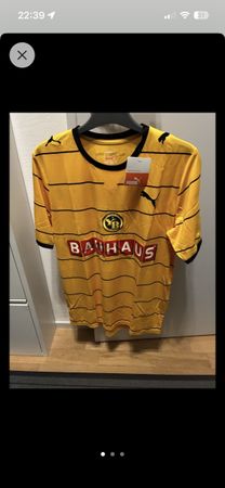 YB Trikot, Saison 22/23, Grösse 176neu, Puma.