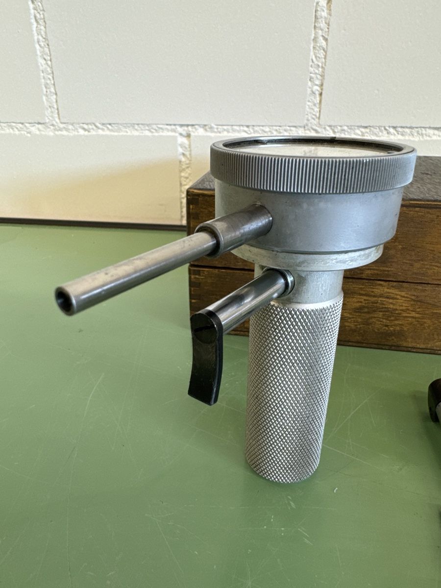 Messen: Comparateur ISA Indicateur + accessoires avec boîte bois – Gebraucht aus Aarberg von SNMachines 5