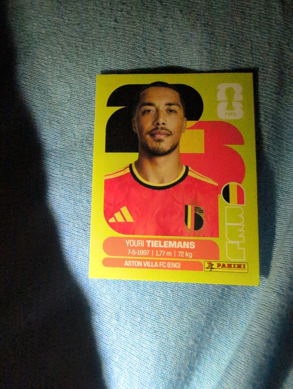 Panini Cartes à collectionner: Youri Tielemans BEL 9 – Neuf avec emballage d'origine à Lausanne par KarolyneBaiao