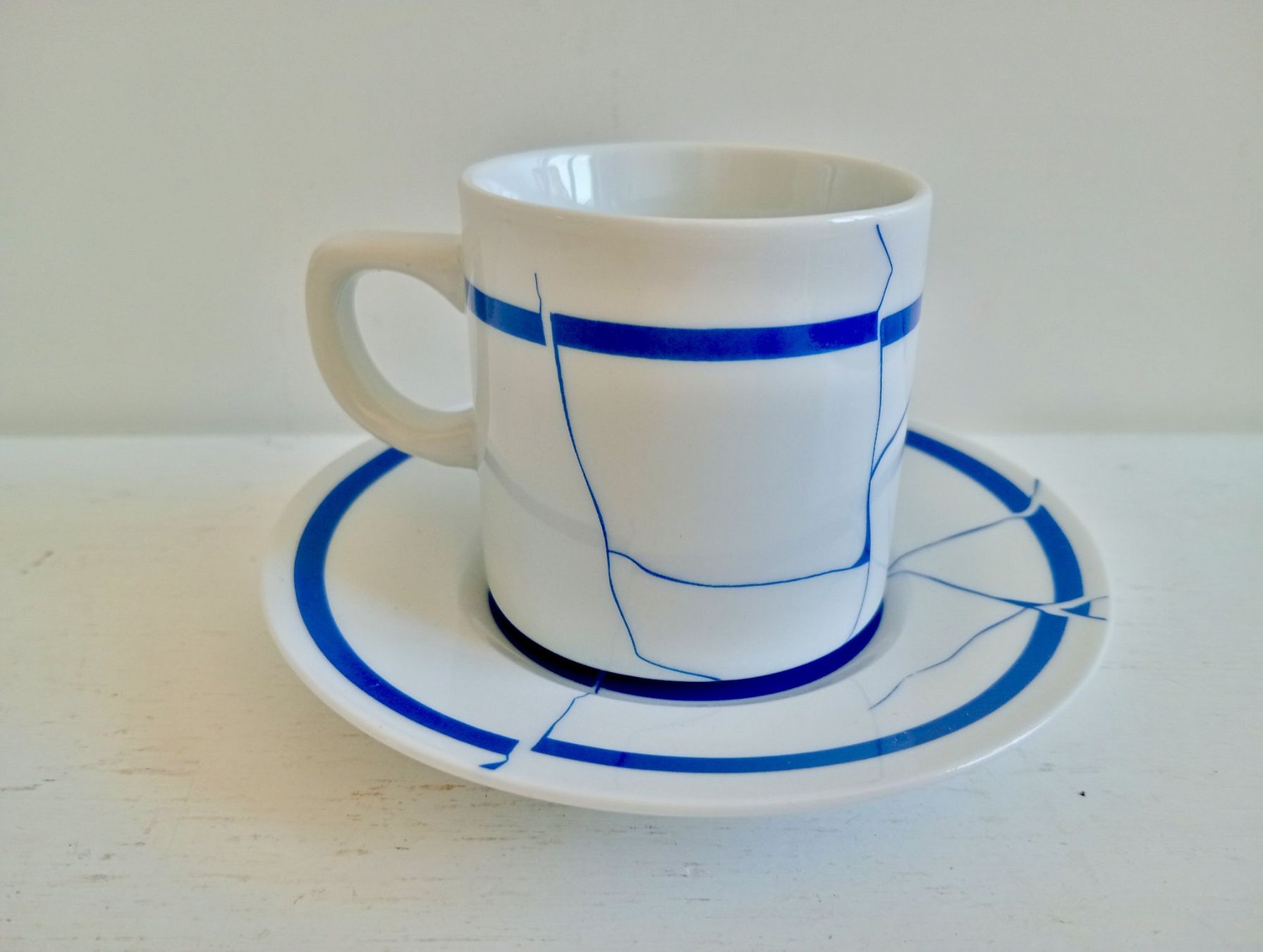 Pfister Tazze: Espressotasse Möbel Pfister 2012 Blau Weiss – Usato da Allschwil venduto da Evgeniia78 1