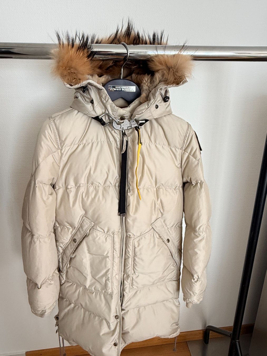 Parajumpers Cappotti: Original Parajumpers Masterpiece Series Longbear Gr. Medium – Usato da Neerach venduto da topshotta 1