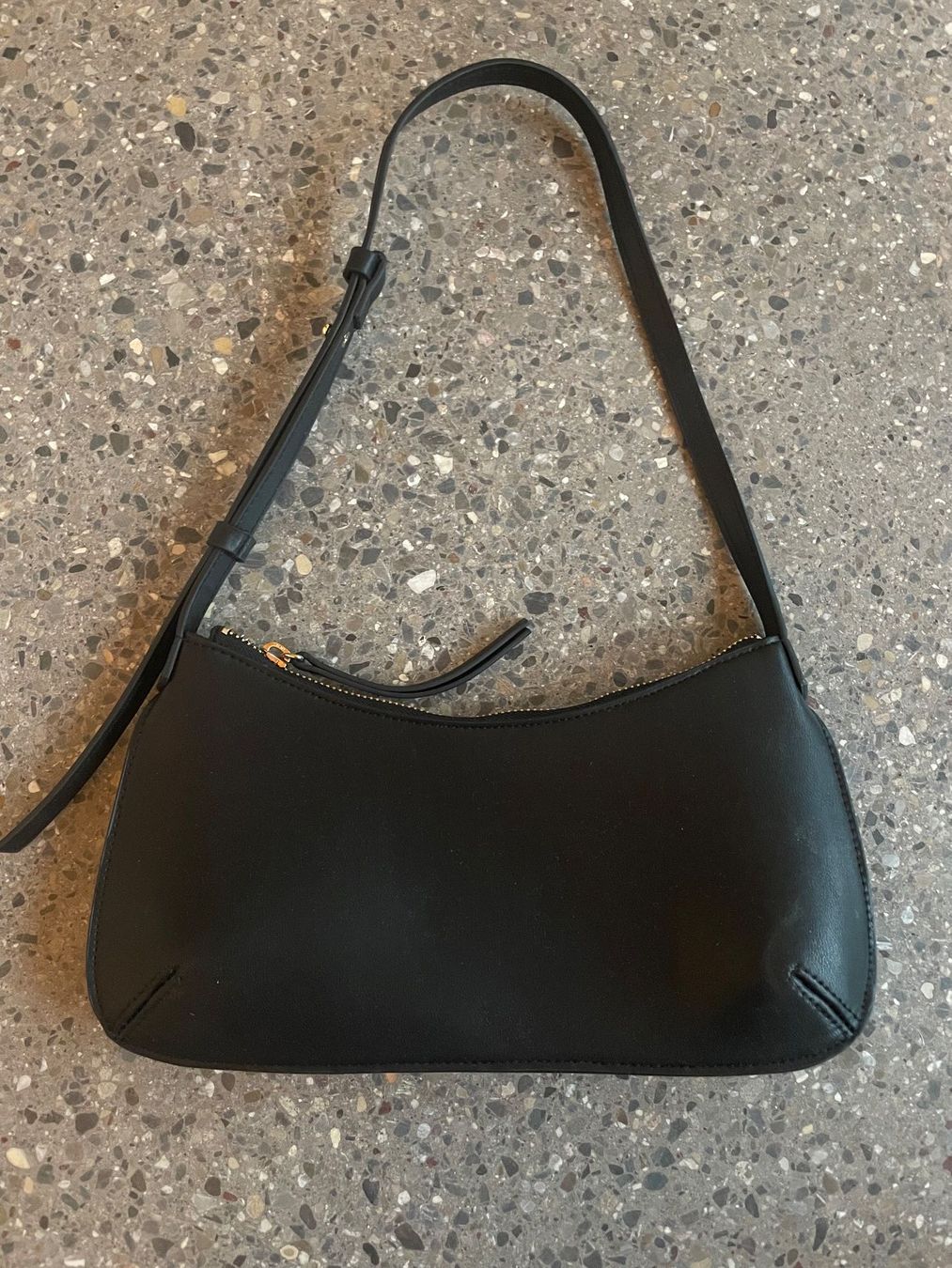 H&M Borse da donna: Schultertasche Schwarz – Nuovo (secondo la descrizione) da Kriens venduto da sch_z5rh