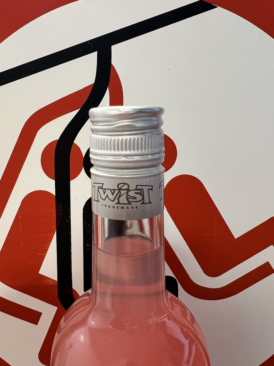 Spiritueux: Twist Pink Grapefruit Vodka Liqueur – Neuf (Voir description) à Sevelen par Ritiplampi 5