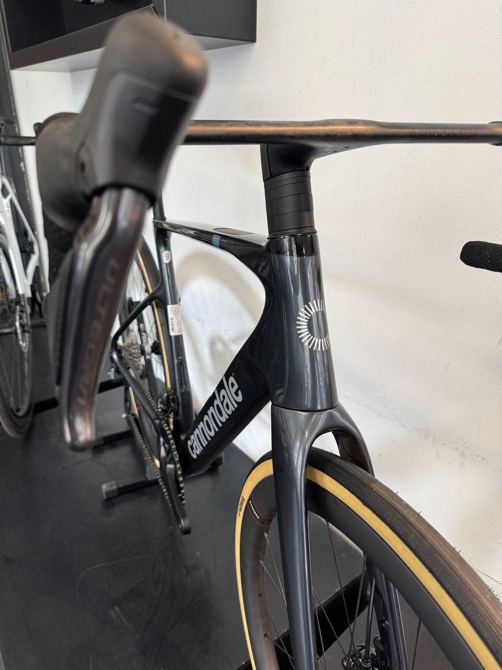 Cannondale Biciclette: Cannondale Synapse Carbon 1, Grösse 56cm – Nuovo e nell'imballaggio originale da Zürich venduto da Velofabrik01 7