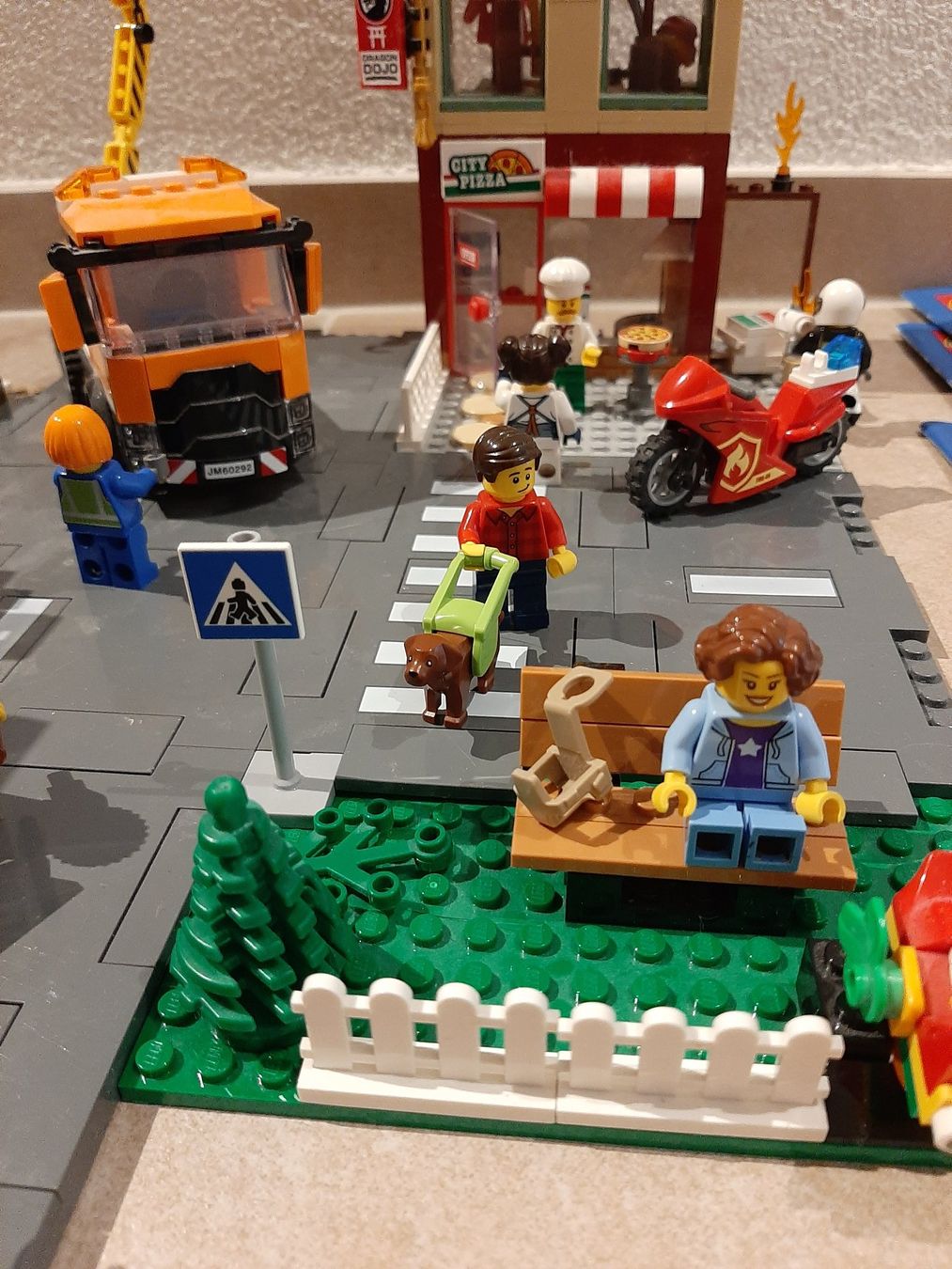Lego Giocattoli: Lego City 60292 Stadtzentrum – Usato da Laufen venduto da Julie231004 1