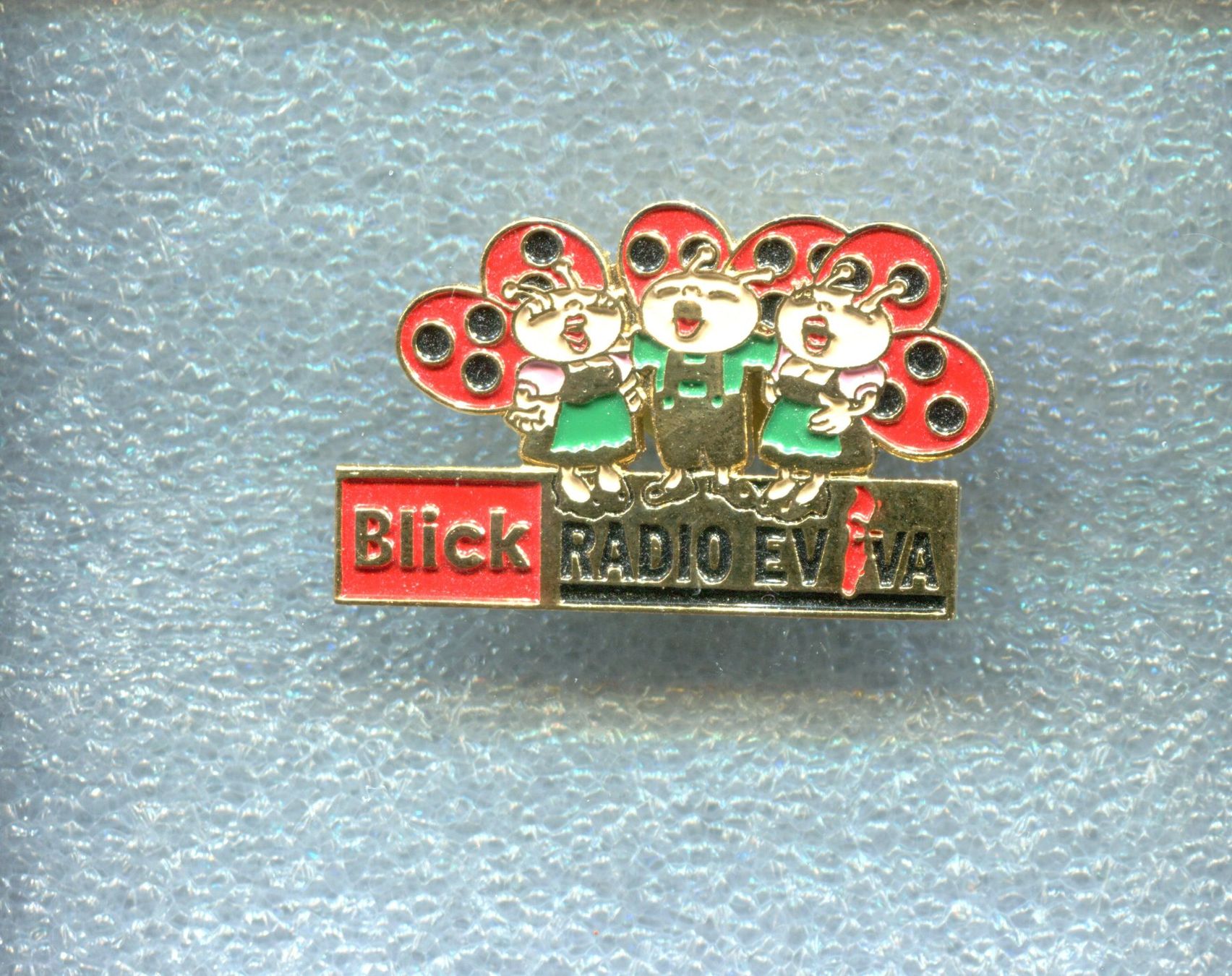 Placchette & Badge: BLICK Käfer  RADIO EVIVA – Usato da Winterthur venduto da Sammleroase