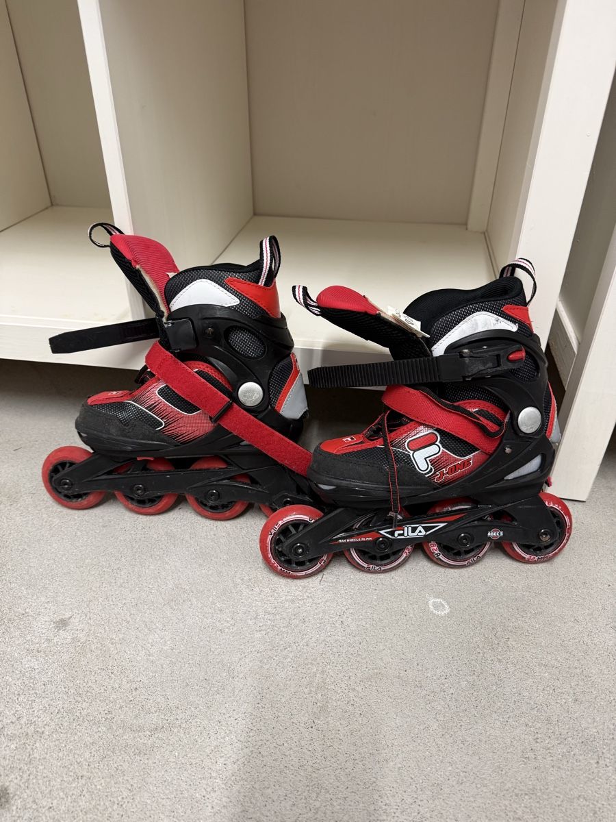 Pattini in linea & Pattini a rotelle: Inline-Skates J-ONE, Unisex, Kinder – Usato da Unterägeri venduto da Igl_92bz