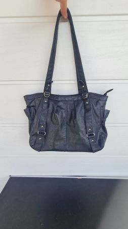 Handtasche / Schwarz-Silber / Damen