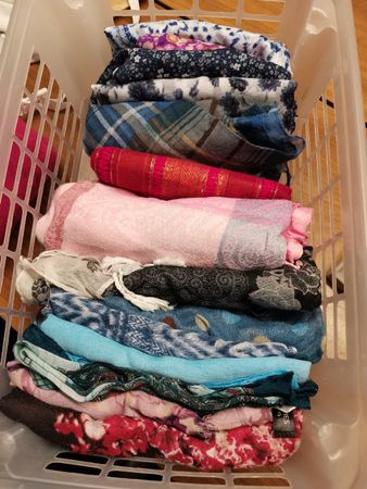 Schals Damen Mix 14 Stk. guter Zustand
