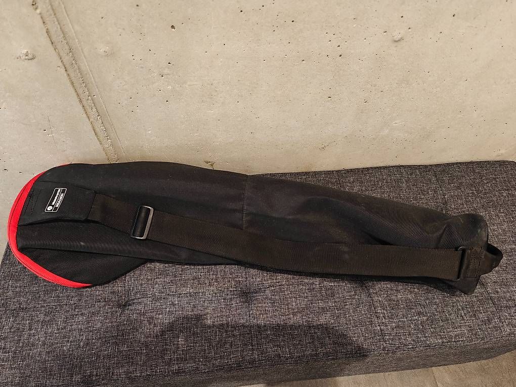 Stative & Köpfe: Manfrotto Tripod verstellbar mit  Verstautasche – Gebraucht aus Bern von elcancro7 2
