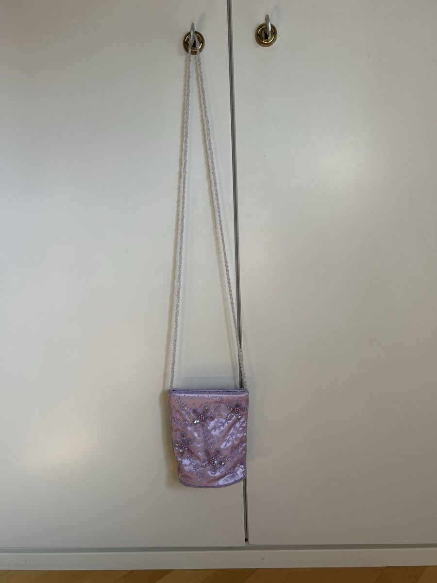 Taschen für Damen: Lilac Beaded Evening Bag with shoulder strap – Neu (gemäss Beschreibung) aus Zürich von Sophie0569 3